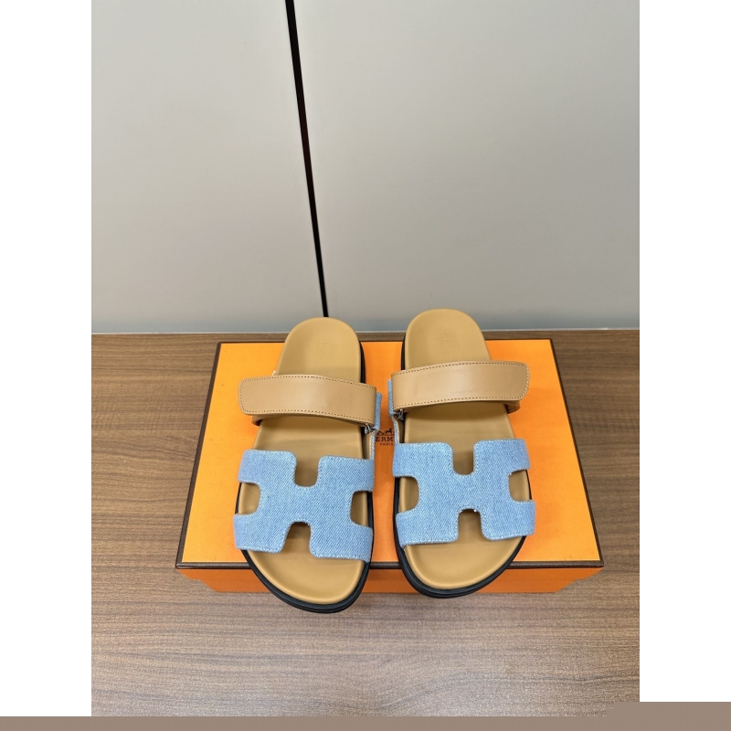 H**mes slippers